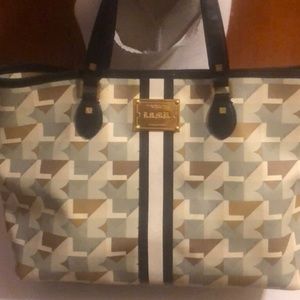 Lamb tote used good condition